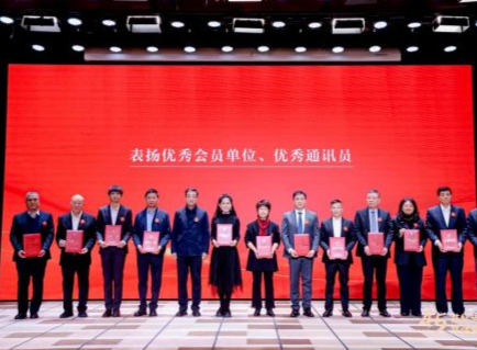 喜报 | 英厚机械荣膺“中国印刷技术协会优秀会员单位”
